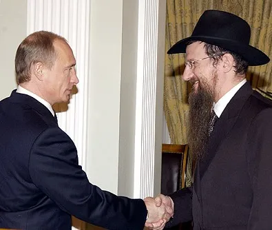 Путин жертвует свою зарплату на Еврейский музей