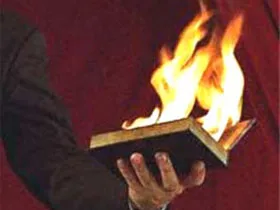 Федеральный список экстремистских материалов противоречит закону О библиотечном деле