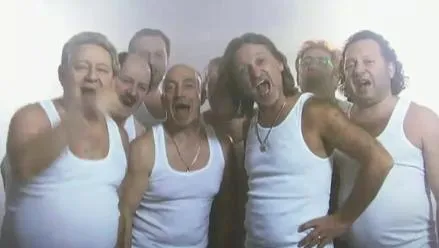 Еврейцы-вырожденцы спели оду Мамуду