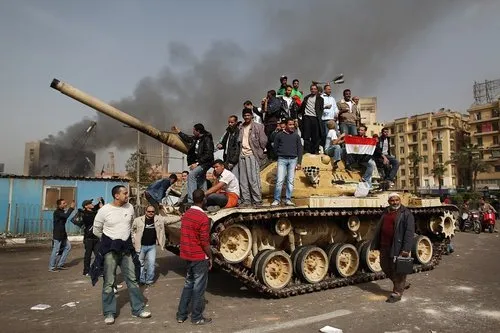 Арабские революции управляются из Лондона. Эксклюзивное интервью со Штурм-радио.