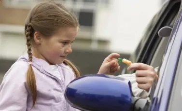 Детей вовлекают в проституцию через Интернет