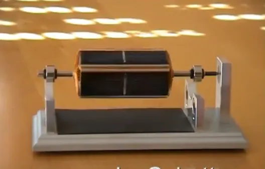 Простой магнитный мотор на энергии света.