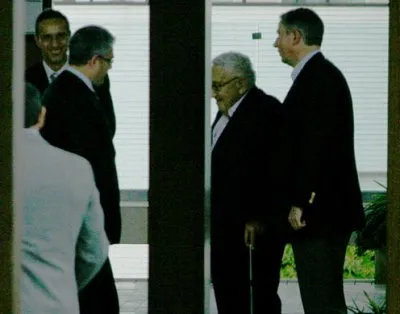 Сегодня Бильдербергский клуб будет решать судьбу интернета