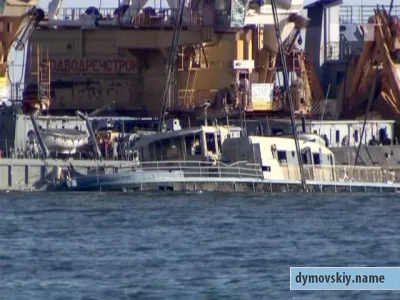 Она утонула... опять..."Булгария" при транспортировке рухнула на правый, "многострадальный", бок