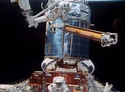 Пределы космоса / Space Frontier (2004/DVDRip)