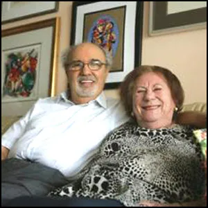 Жертв холокоста становится всё больше