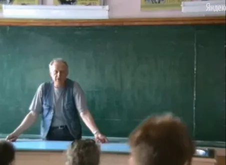 Человек тоже как и серые говорит о 11.11.11.