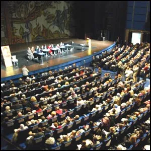 Такой заботливый фашизм...