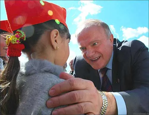 Партии идущие на выборы: КПРФ, ЛДПР, Справедливая Россия.