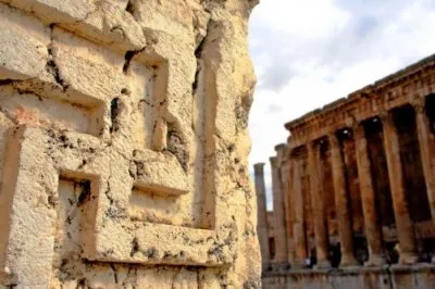 Свастика в пространстве и времени (фото)