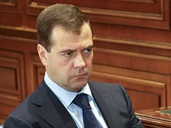 Медведев Изменник и Предатель России, , но отнюдь не дурак