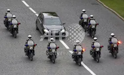 Лишить чиновников личной охраны!