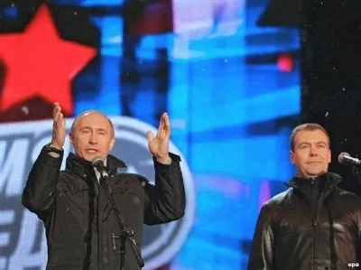 Русский рок против тандема