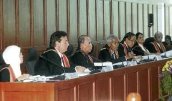 Буш и Блэр осуждены за «преступления против мира»