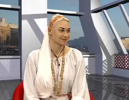 В центре внимания: Славянская певица сказительница Млада