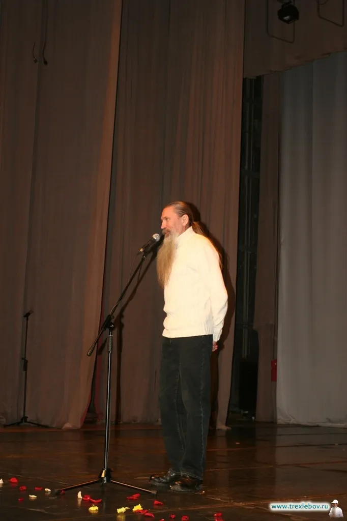 Выступление Трехлебова на фестивале Небесная Русь 18.12.2011