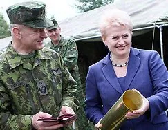 Кто и в чём дезинформируют Далю Грибаускайте?