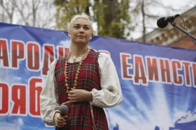 Славянская певица Млада "Как со вечера пороша"