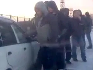 Очередь за наркотиками в Новосибрске - "Под небом ГОЛУБЫМ..."