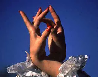 Магические танцы рук