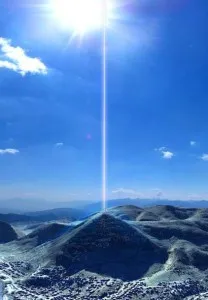 Боснийская пирамида выпустила энергетический луч в космос