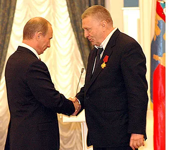 Жириновский самосливается в пользу путина