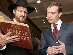 Медведев готовит переворот?