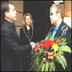 Антиэлитарная судьба России