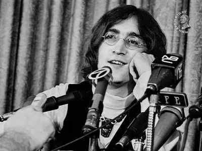 Разными дорогами. Жизнь после Битлз / Parting Ways. An unathorized story on life after the Beatles (2010) SATRip