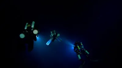 Погружение в лабиринт / Diving the Labyrinth / Blue Holes. Tauchen im Labyrinth (2010) BDRip 1080p