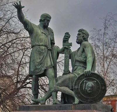 Если Екишев что-то  путает, значит это кому-то нужно?!