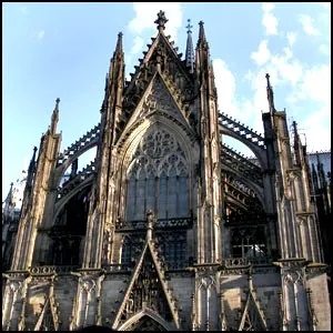 Европейская старина совсем не старая