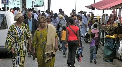 Париж – грязный, шумный и криминальный город Париж – грязный, шумный и криминальный город