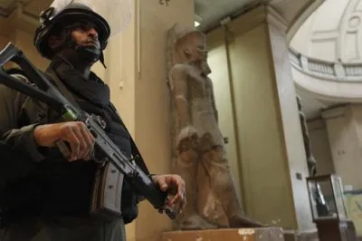 Уничтожение истории как духовное подавление