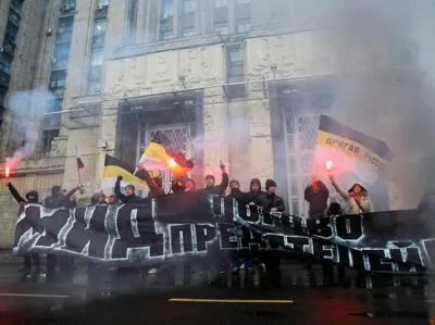 О чём говорят спектакли про НАТО?