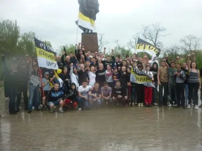 Русская пробежка в Минеральных Водах! 22.04.12 Наша Сила в Единстве!