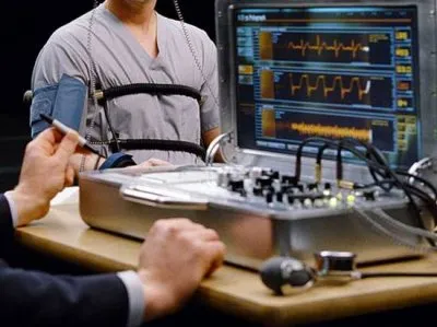 Цирк на полиграфе