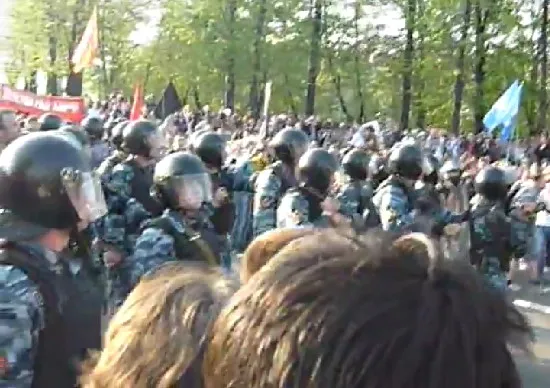 ОМОН Москвы до смерти забили демонстранта?