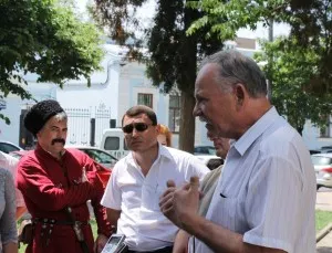 Встреча с кубанскими депутатами объединила противников «творчества» Марата Гельмана