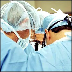 Медики занимаются массовым убийством