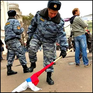 Полиция тоже не любит эту власть