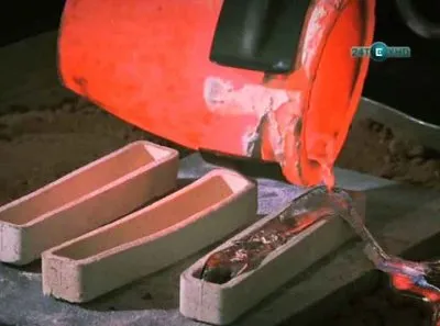 ВВС: Таинственный мир материалов. Металлы / ВВС: The Secret World of Materials. Metals (2011) SATRip