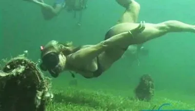 80 островов вокруг света. Вдоль нити из моря / Il Giro Del Mondo In 80 Isole (2011) SATRip