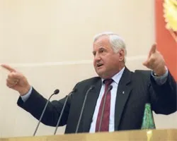 "Открытый и откровенный геноцид, который ведут политики России! Я обвиняю их в этом все политическое руководство!" (Николай Кондратенко)