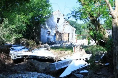 Одна волна убившая Крымск точно пошла отсюда!