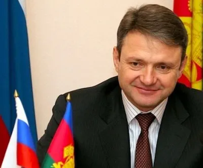 Губернатор Александр Ткачёв подал прошение об отставке