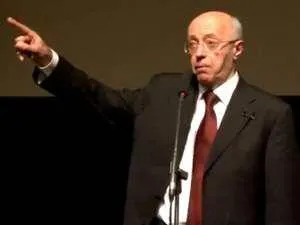 «Креативный класс» твёрдо убеждён, что ему всё удастся. Потому что он знает, что он – шавка, которую посылает пахан