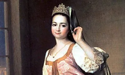 Семь отличий девицы от мужней жены на Руси.