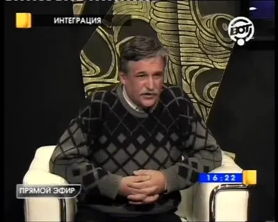 Умнов - Денисов А. И - Интервью каналу 24 часа, Санкт-Петербург о ведической летописи прарусов "Приникание"