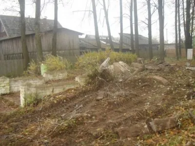 Уничтожение 12.10.2012 в г.Нелидово памятника героически павших бойцов Советской Армии